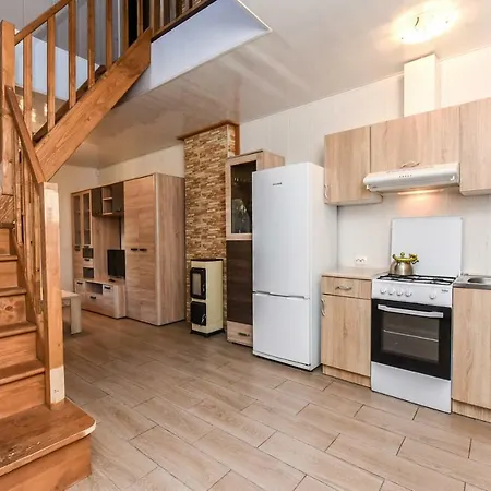Vacation Home Mezsargi Pape Zewnętrze zdjęcie
